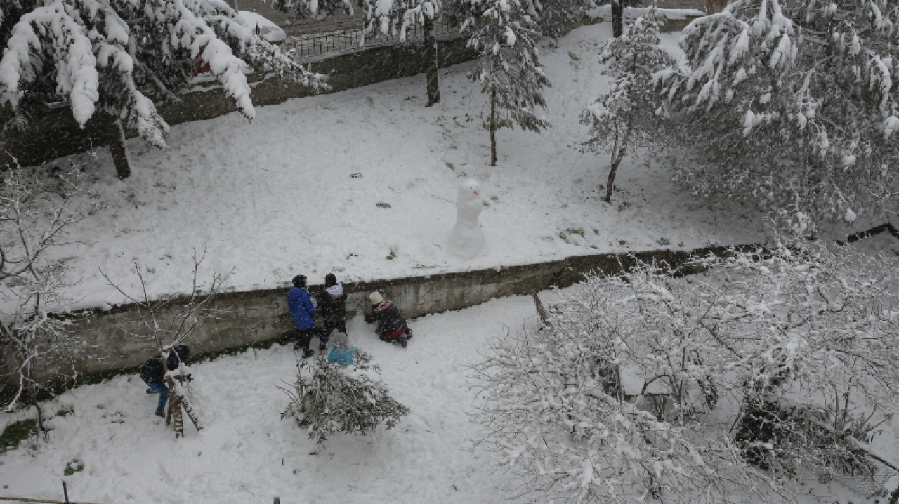 İstanbul beyaz gelinliğini giyindi 1