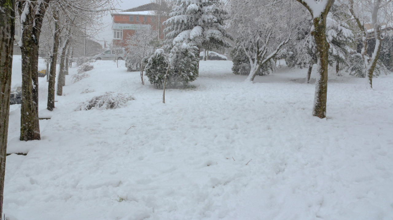 İstanbul beyaz gelinliğini giyindi 2