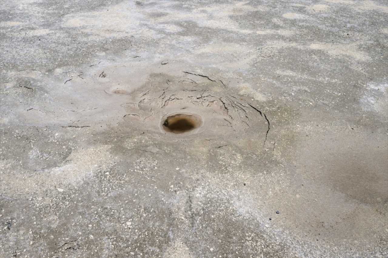 Kuraklığın gölgesindeki Meke Gölü 7