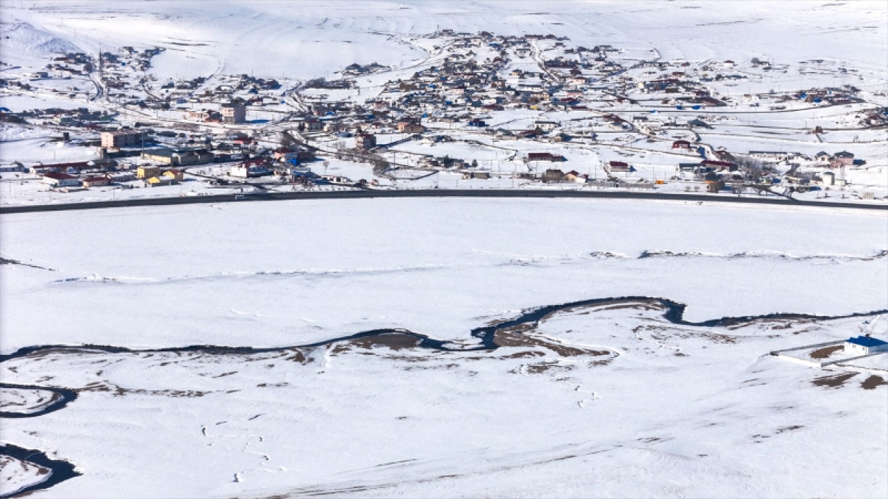 Kars-Ardahan sınırındaki menderesler her mevsim farklı güzelliğe bürünüyor 10