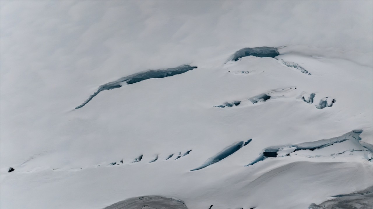 Türk bilim insanlarından yeni rapor: Antarktika'da Türkiye büyüklüğünde buz eridi 11