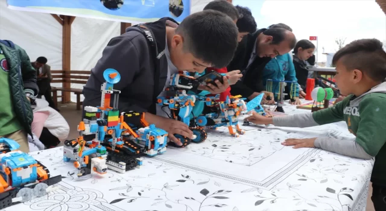 Milli Eğitim Bakan Yardımcısı Yılmaz, Ağrı’da bilim şenliğinin açılışında