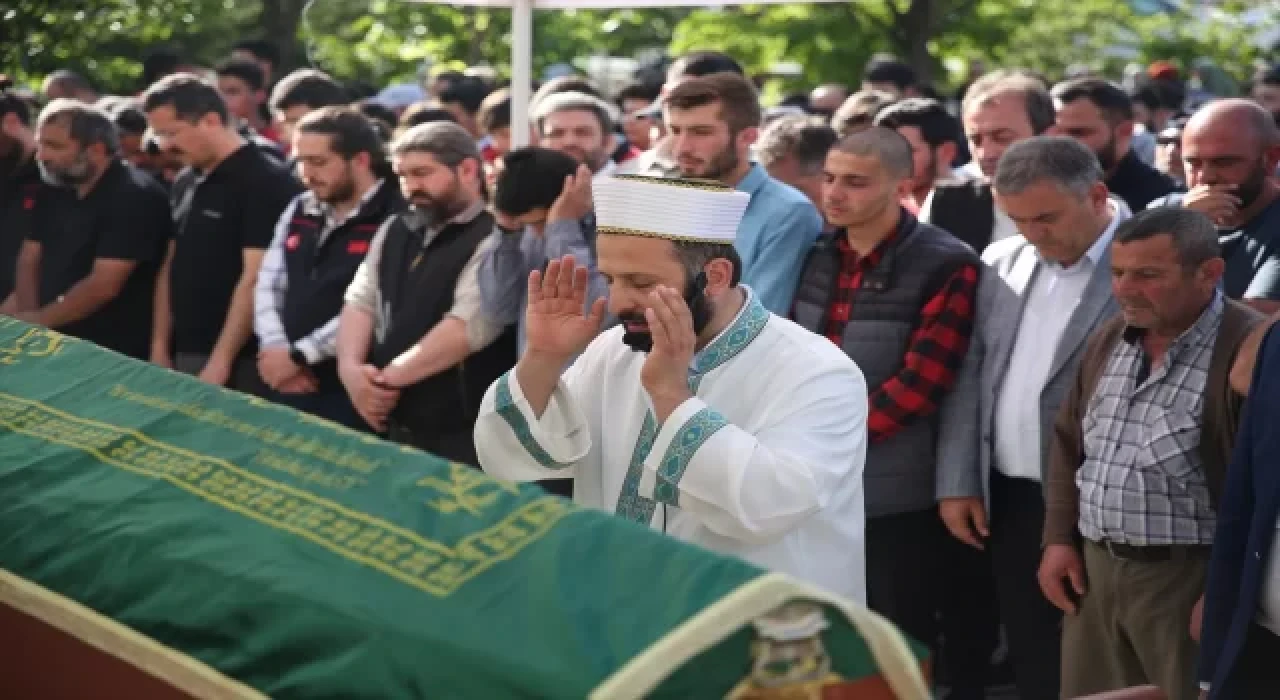 İHH Yönetim Kurulu Üyesi Emre Yerli, son yolculuğuna uğurlandı