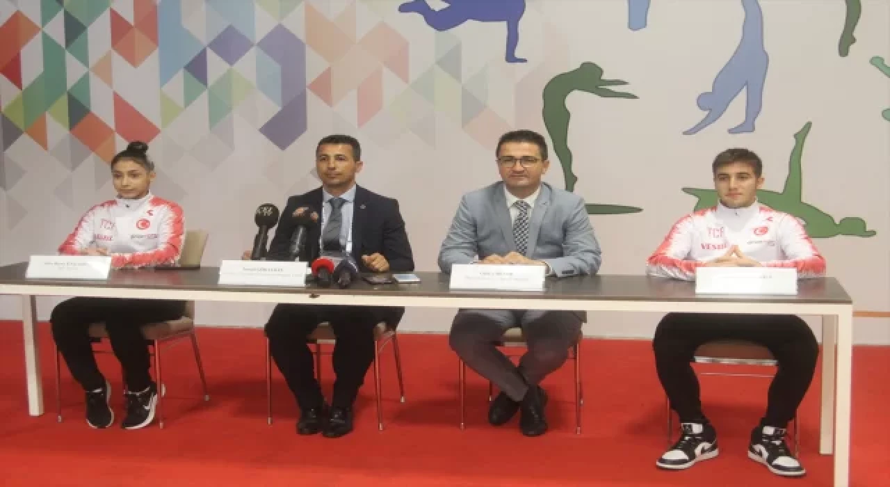 Mersin’de, Akdeniz Gençler Şampiyonası’nın tanıtım toplantısı yapıldı