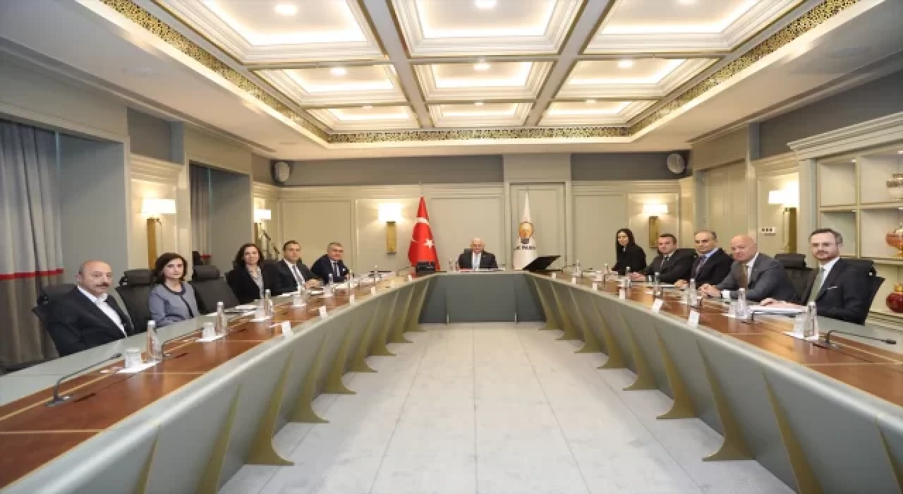AK Parti Genel Başkanvekili Yıldırım, TÜSİAD heyetini kabul etti
