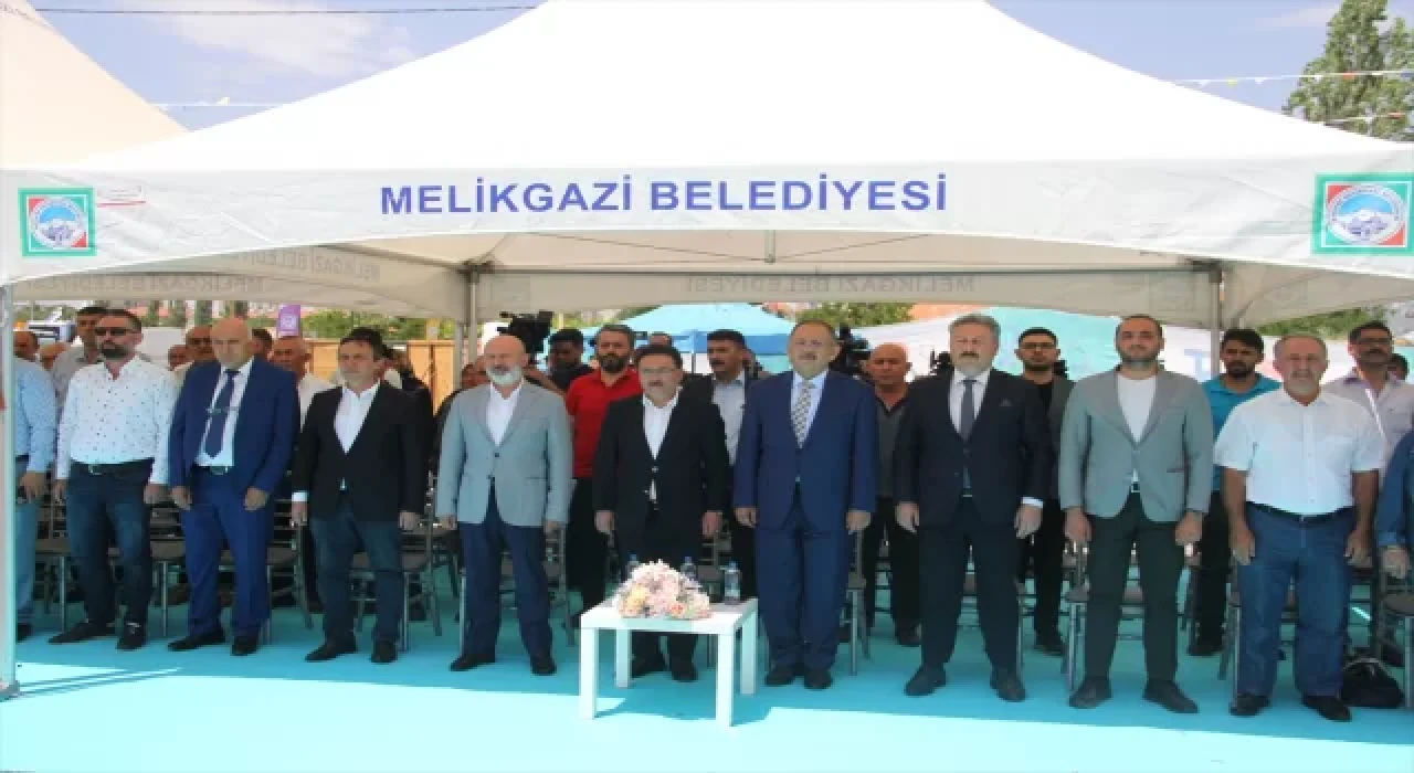 AK Parti’li Özhaseki Kayseri’de kentsel dönüşüm projesi temel atma töreninde konuştu: