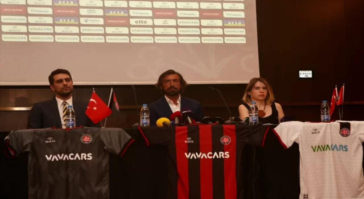 Andrea Pirlo resmen Fatih Karagümrük’te