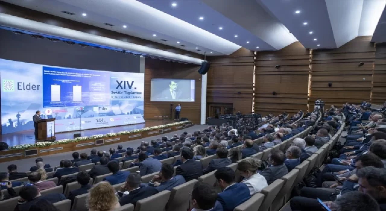 Enerji ve Tabii Kaynaklar Bakanı Fatih Dönmez: ”2030’a kadar dağıtık üretim ve yenilenebilir enerji teknolojileri için 2 milyar dolarlık şebeke yatırımı yapılması gerekiyor”