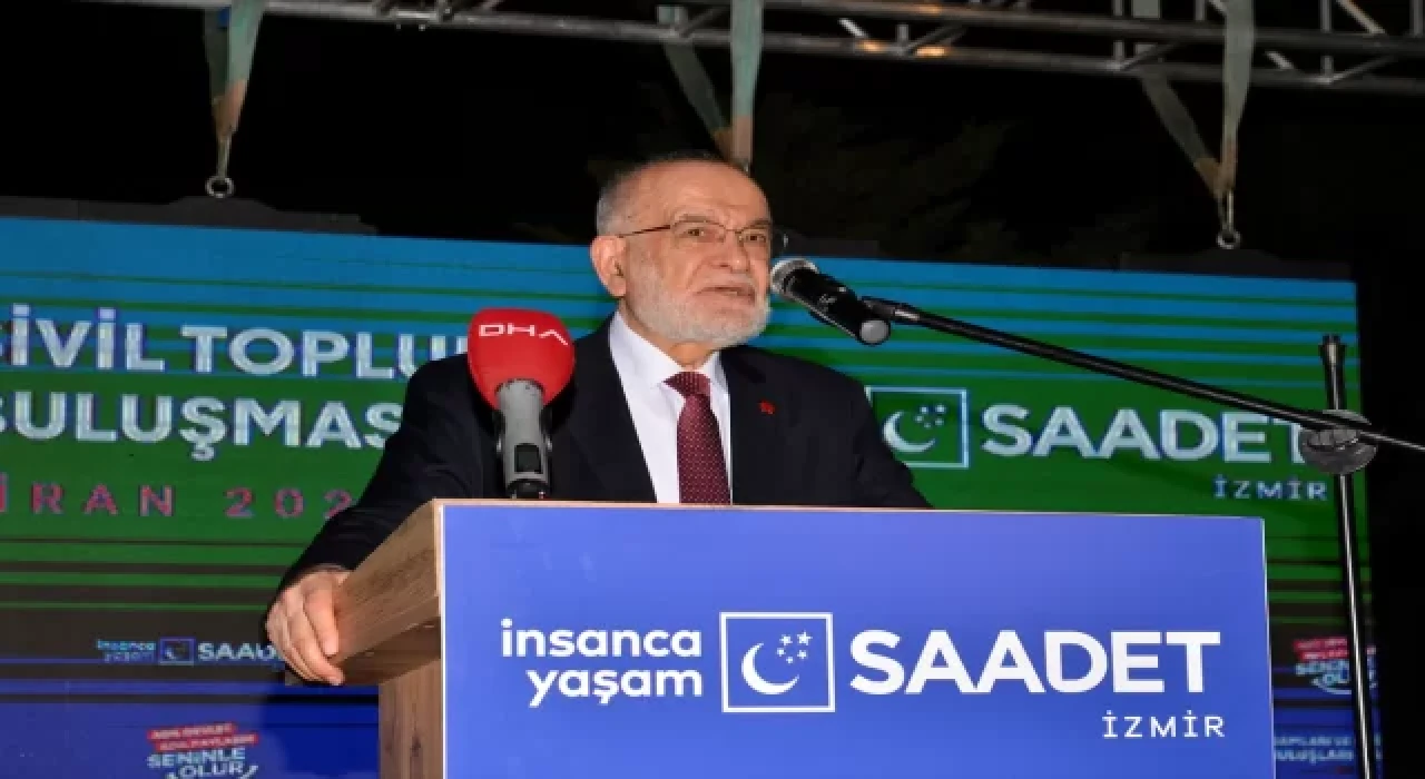 Karamollaoğlu, İzmir’de STK temsilcileri ve iş insanlarıyla bir araya geldi: