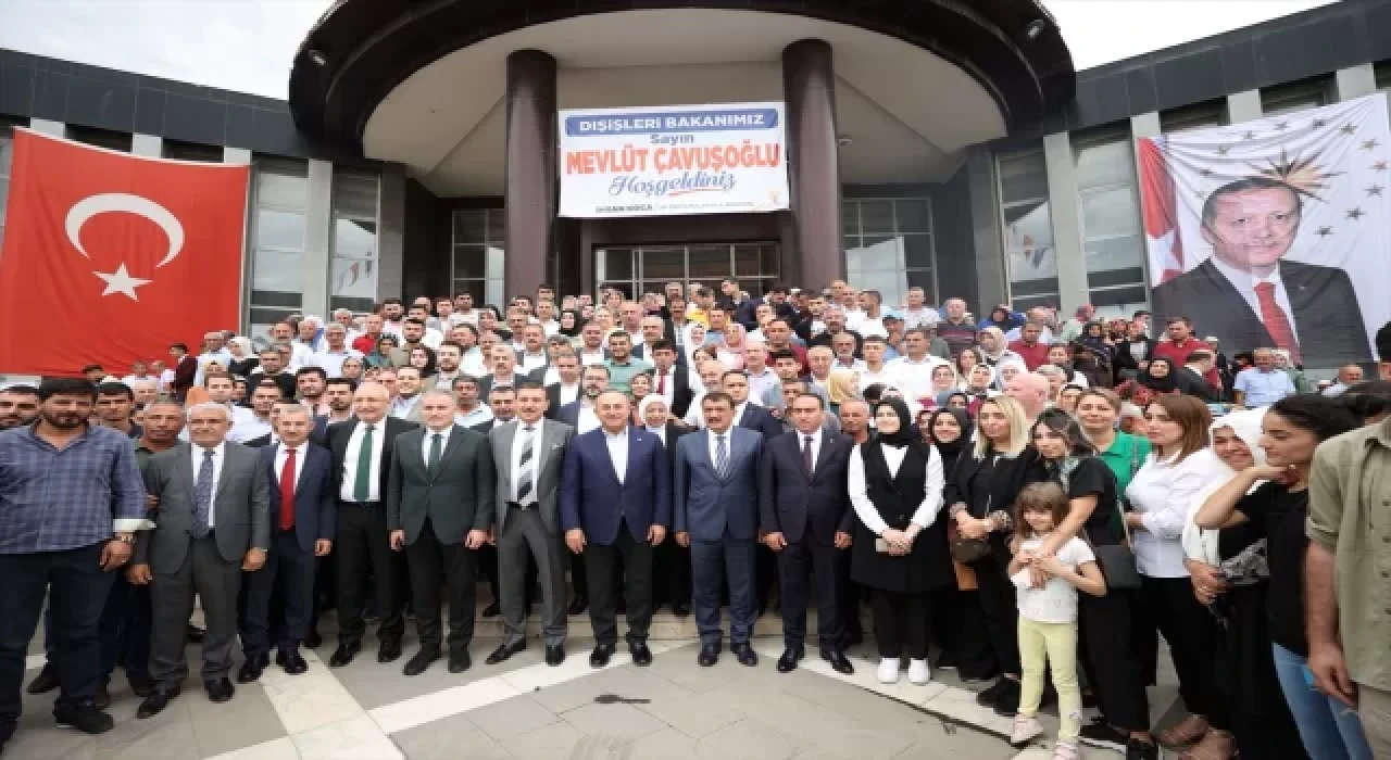 Bakan Çavuşoğlu, AK Parti Malatya Genişletilmiş İl Danışma Meclisi’nde konuştu: (2)     