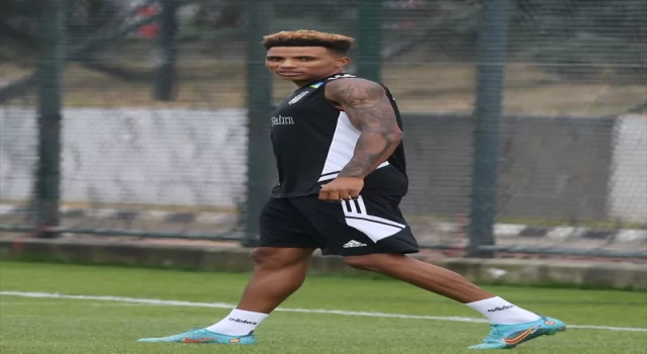 Ahmet Nur Çebi, TFF’nin yerli oyuncu oynatma zorunluluğu kararını eleştirdi: