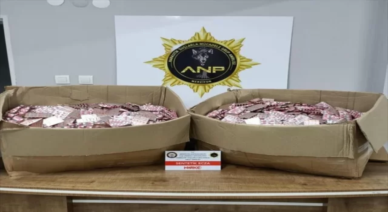 Amasya’da bir araçta 46 bin 84 uyuşturucu hap ele geçirildi