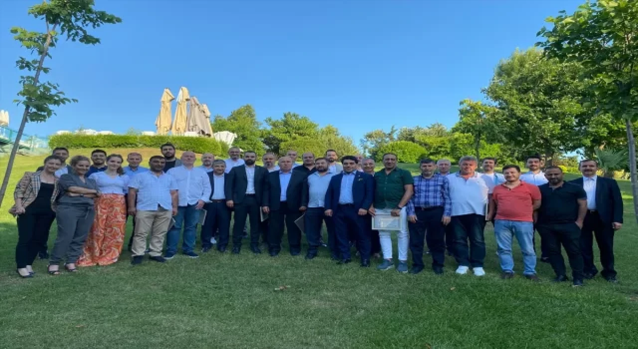 İstanbul Perakendeciler Derneği başkanlığına yeniden Faruk Güzeldere seçildi