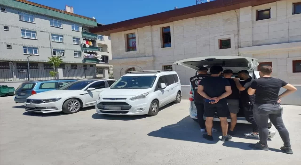 Bayrampaşa’da düğün konvoyunda trafiği tehlikeye sokan sürücülere ceza