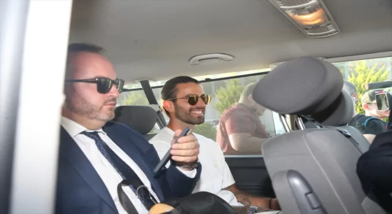 Sergio Oliveira Galatasaray’a transferi için İstanbul’da