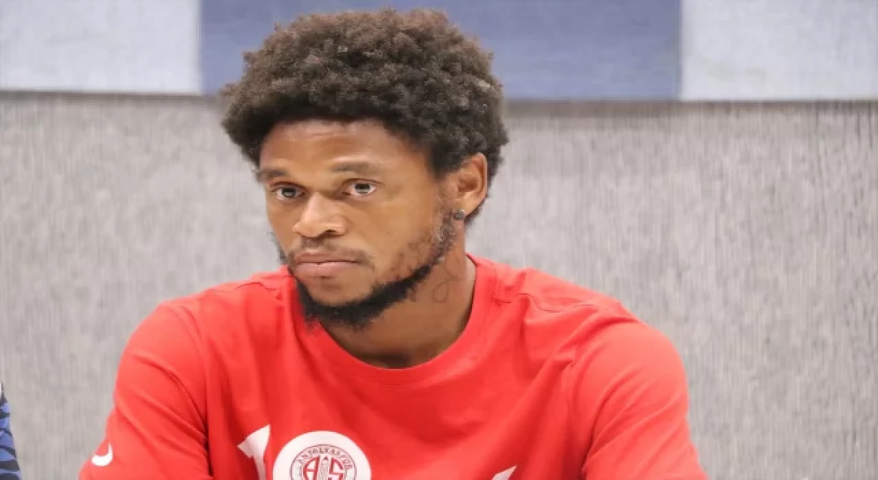 Luiz Adriano: ”Nuri Şahin ile çalışmak çok keyifli”