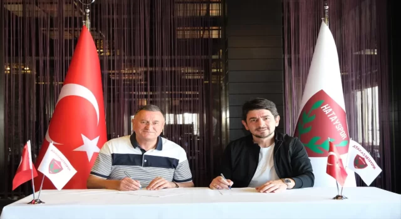 Hatayspor’da sportif direktörlüğe Taner Savut getirildi