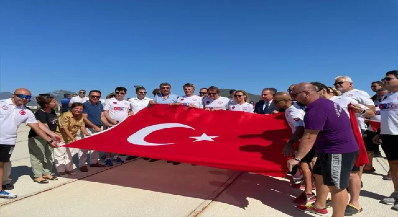 Kıbrıs Barış Harekatı’nın yıl dönümü için Mersin’den KKTC’ye kulaç atacaklar 