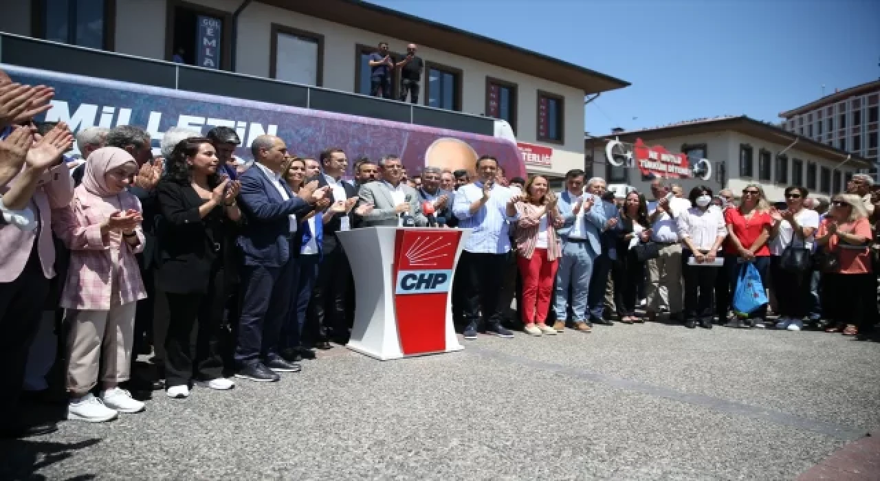 CHP Grup Başkanvekili Özel, Balıkesir’de partililerle bir araya geldi