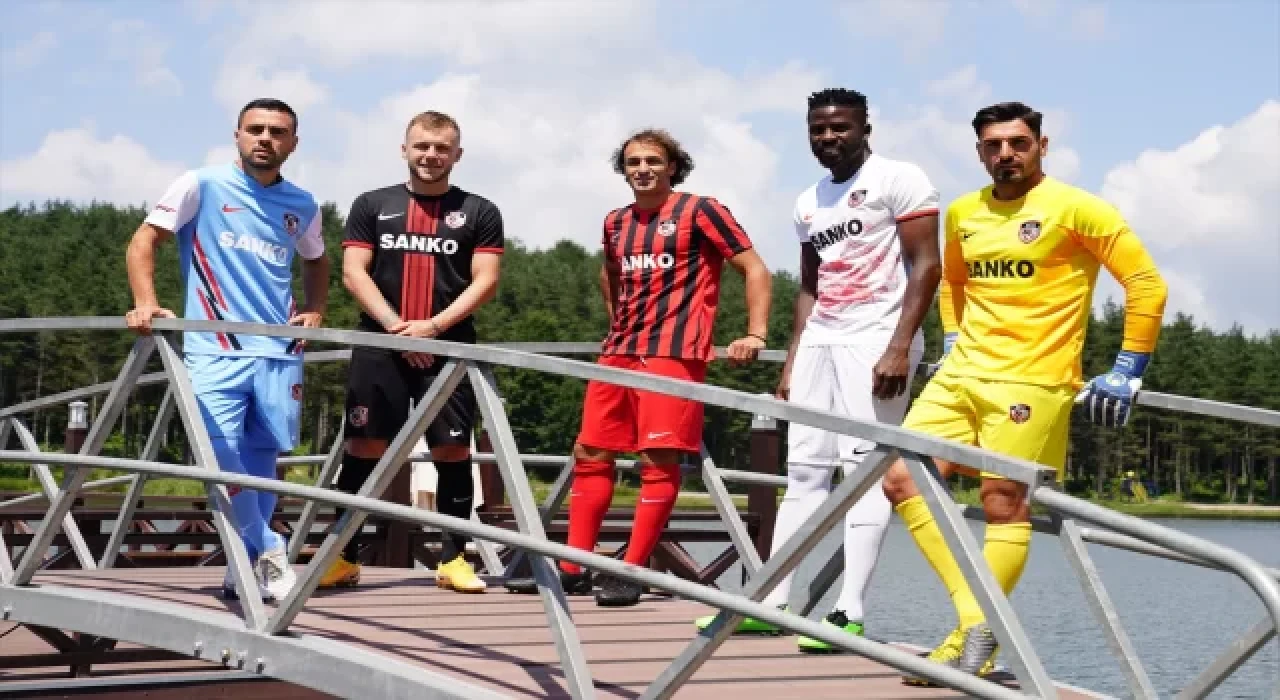 Gaziantep FK’nin yeni sezon formaları tanıtıldı