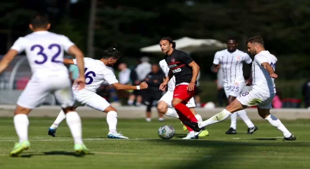 Futbol: Hazırlık maçı 