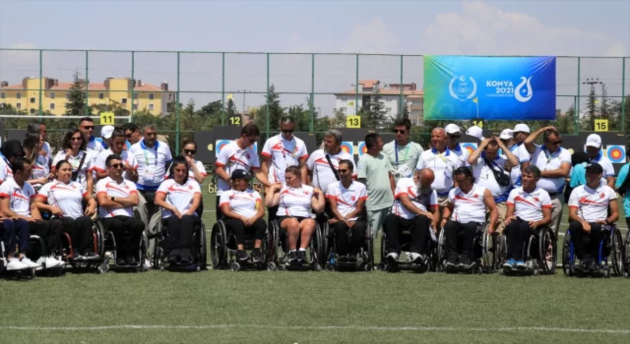 Paralimpik okçu Öznur Cüre, azmiyle hayat mücadelesinde hedefi 12’den vurdu