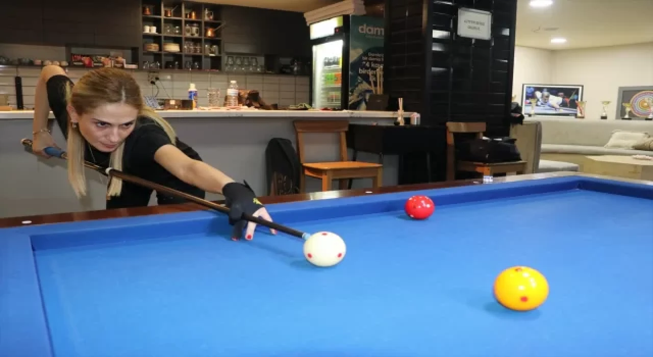 Milli bilardocu Arzu Gök, farklı şehirlerde gerçekleştirdiği antrenmanlarla farkındalık oluşturuyor