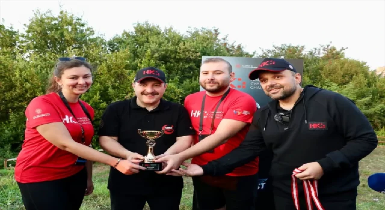 Bakan Varank, Zonguldak’taki HackKaradeniz yarışmasının finalinde konuştu: