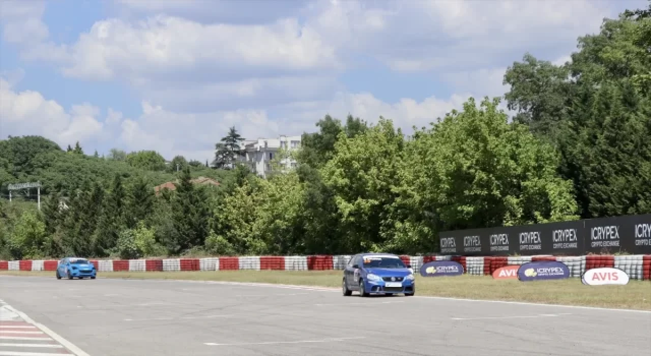 AVIS 2022 Türkiye Pist Şampiyonası 2. ayak yarışları, Kocaeli’de başladı