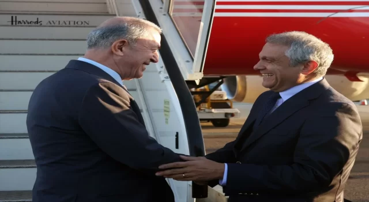 Milli Savunma Bakanı Hulusi Akar’dan İngiltere ziyareti