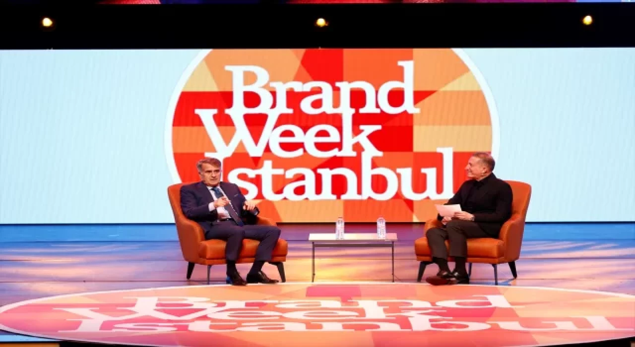 Şenol Güneş, Brand Week İstanbul 2022 etkinliğine katıldı