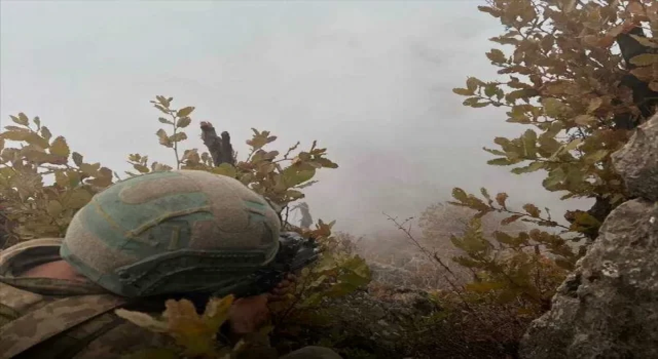 Mehmetçik, Irak’ın kuzeyinde zorlu kış şartlarında operasyonlarına devam ediyor