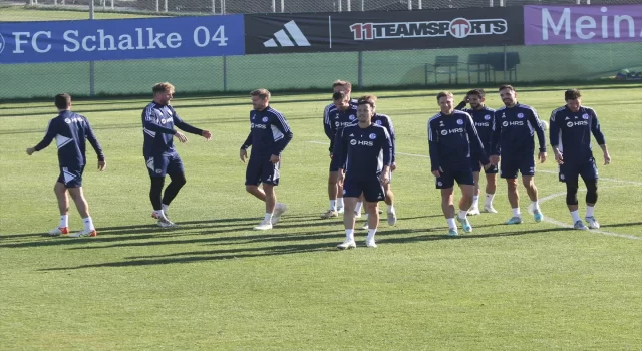 Bundesliga ekiplerinden Schalke 04, Antalya’da kamp çalışmalarını sürdürüyor