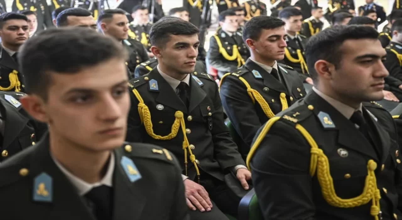 Ankara’da ”Azadlığa Giden Yolun Asimetrik Savaşı” paneli düzenlendi