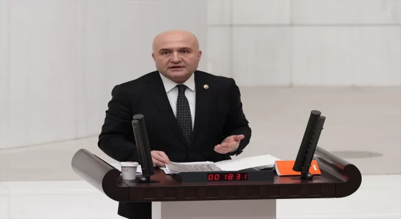 En düşük emekli maaşında artış ve geçici işçilere kadro düzenlemesini de içeren teklif TBMM Genel Kurulunda