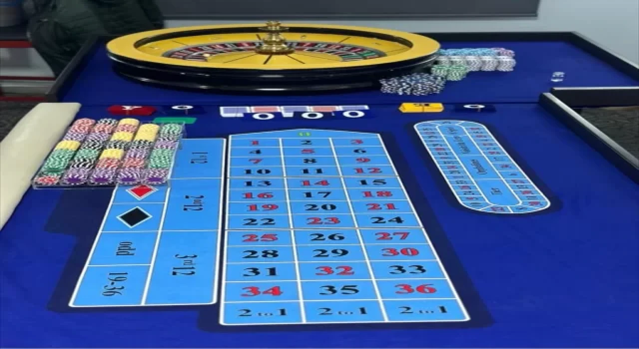 Denizli’de kumar oynatılan iş yerine operasyonda 4 kişi gözaltına alındı