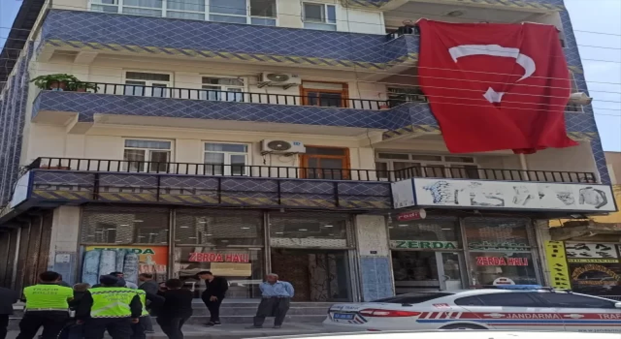 Şehit Jandarma Uzman Çavuş Gaffar Mayik’in Şanlıurfa’daki ailesine şehadet haberi verildi