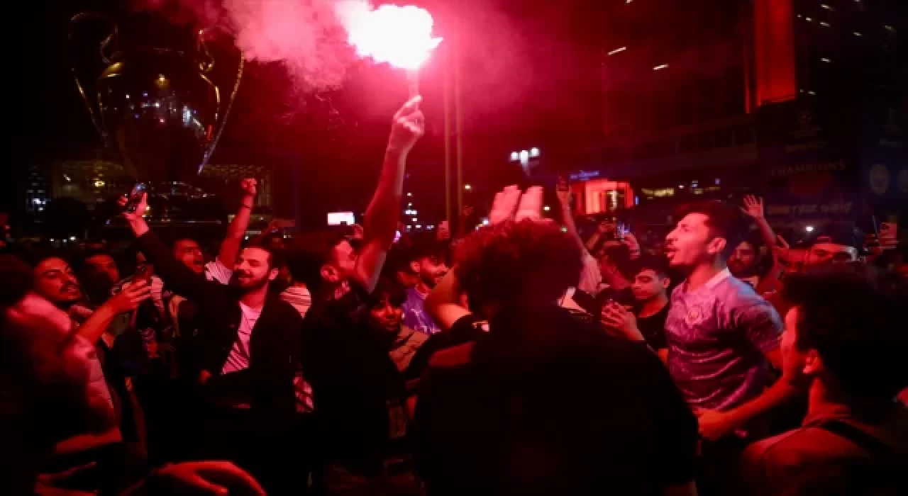 Manchester City, UEFA Şampiyonlar Ligi kupasını aldı