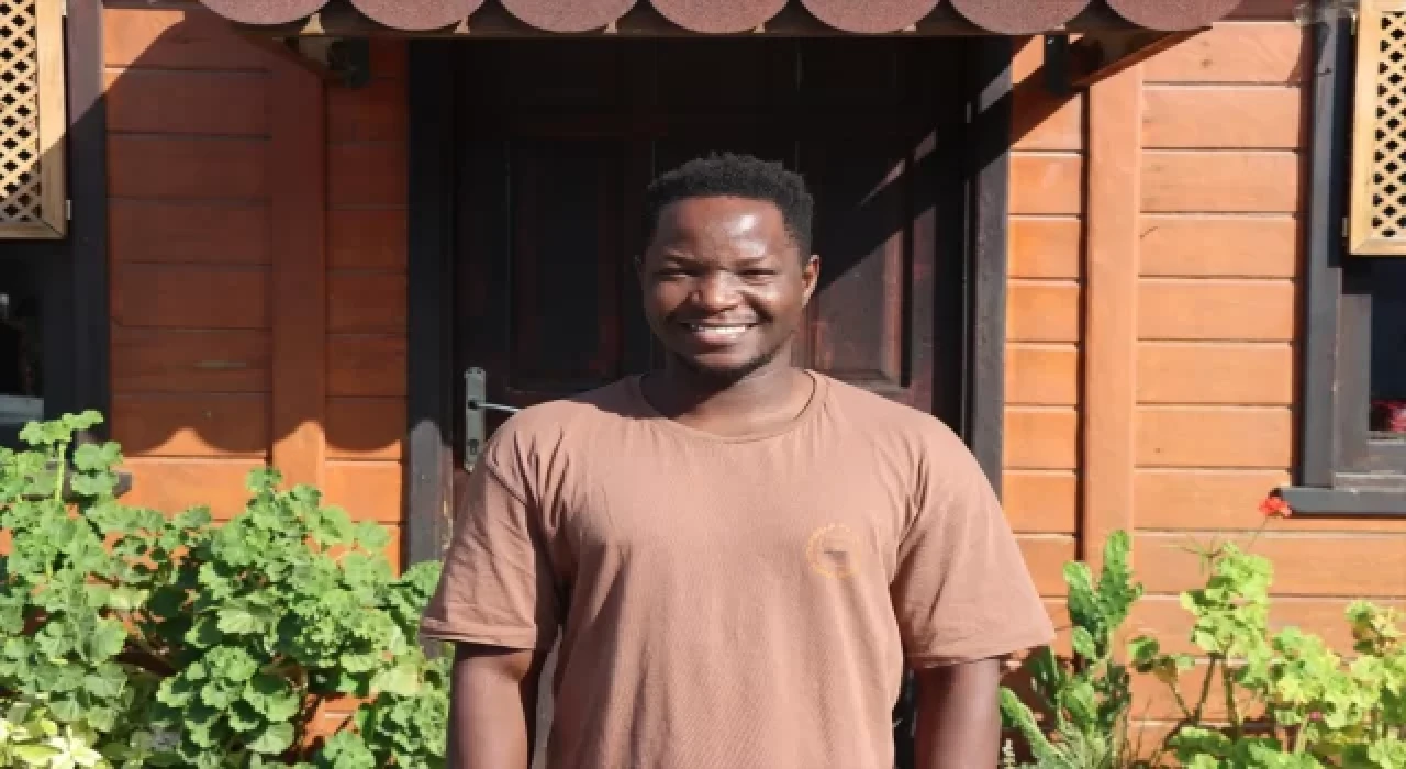 DOSYA HABER  Binlerce Afrikalı genç eğitim için kıta dışı ülkeleri tercih ediyor