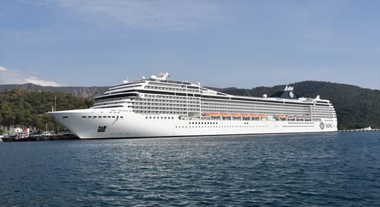 Yolcu gemisi ”MSC Musica” rotasını İsrail yerine Marmaris’e çevirdi