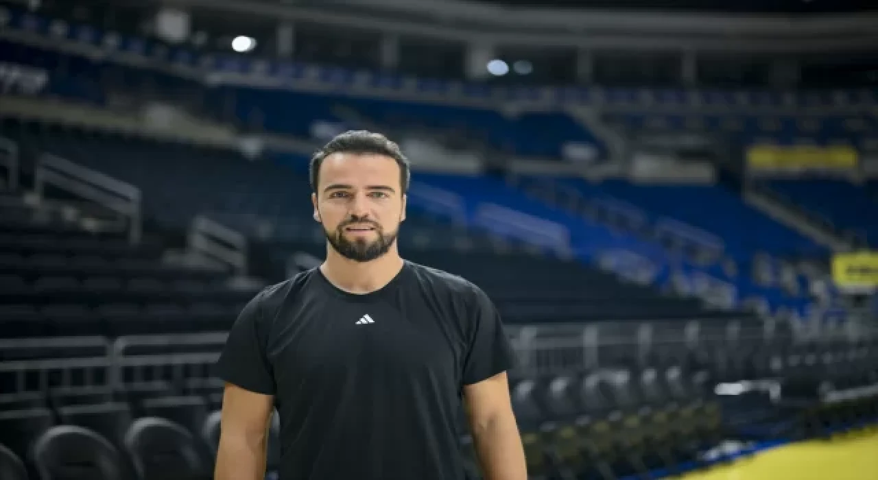 Fenerbahçe Beko Kaptanı Melih Mahmutoğlu’na göre şampiyonluğun şifresi taraftar: