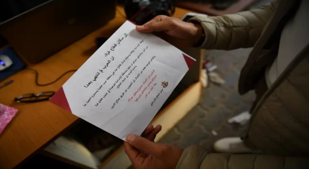 Gazze’de 4 günlük insani aranın başlamasıyla binlerce Filistinli evlerini görmek içi yola çıktı