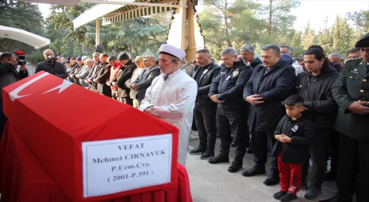 Kalp yetmezliği sonucu vefat eden Piyade Uzman Çavuş Cırnavuk, Kilis’te defnedildi