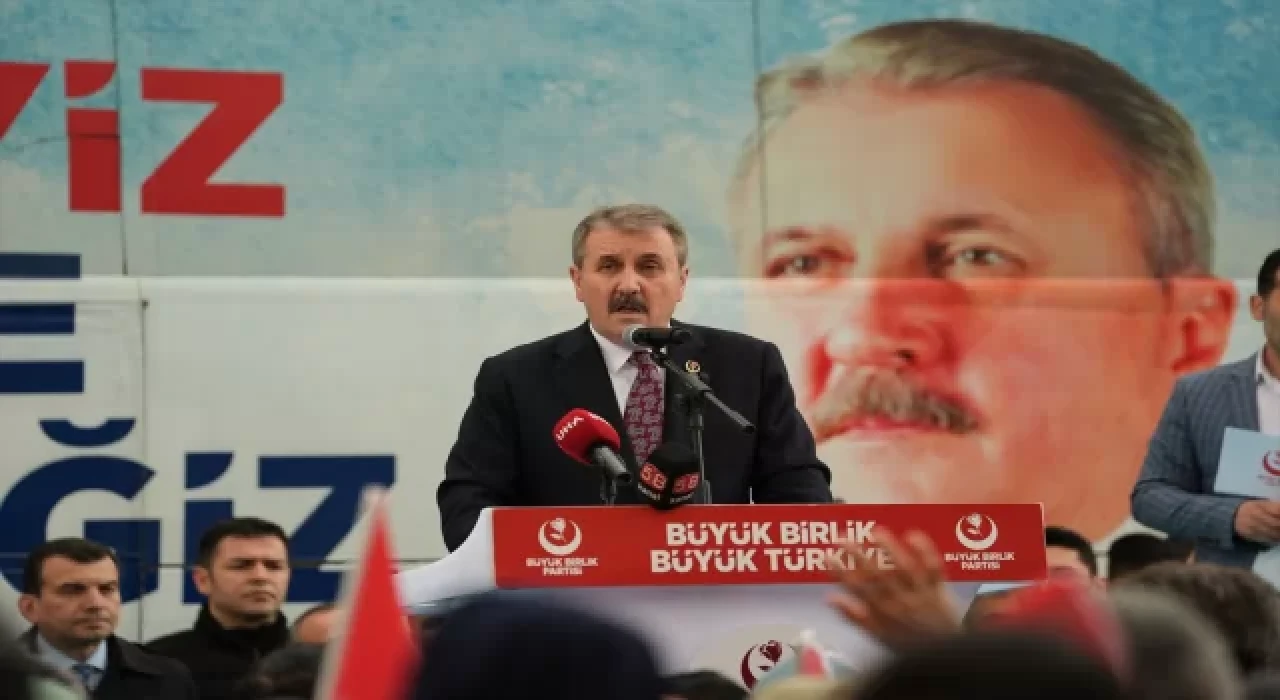BBP Genel Başkanı Destici, Sultanbeyli’de konuştu: