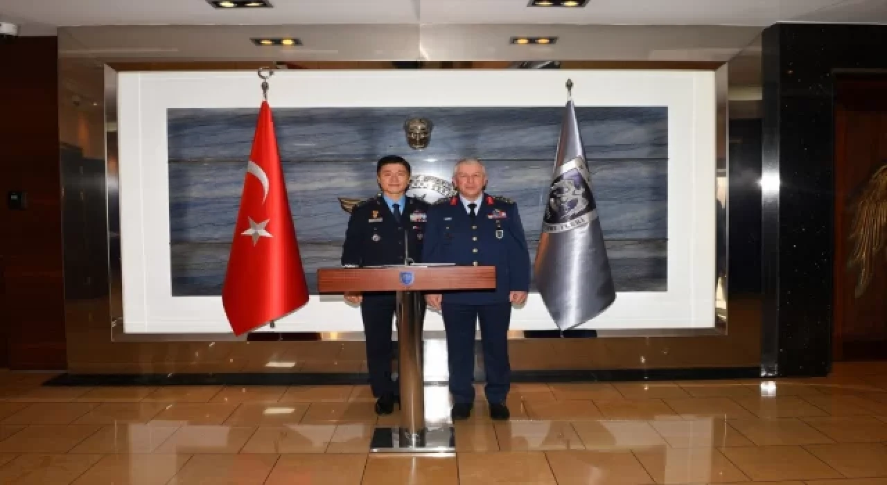 Hava Kuvvetleri Komutanı Orgeneral Kadıoğlu, Koreli mevkidaşı Orgeneral Youngsu ile görüştü