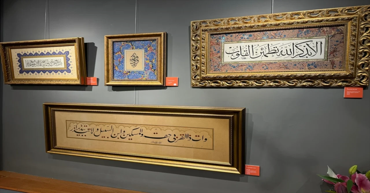 ”Kadim Şehrin Sanatkarları” sergisi sanatseverlerle buluştu