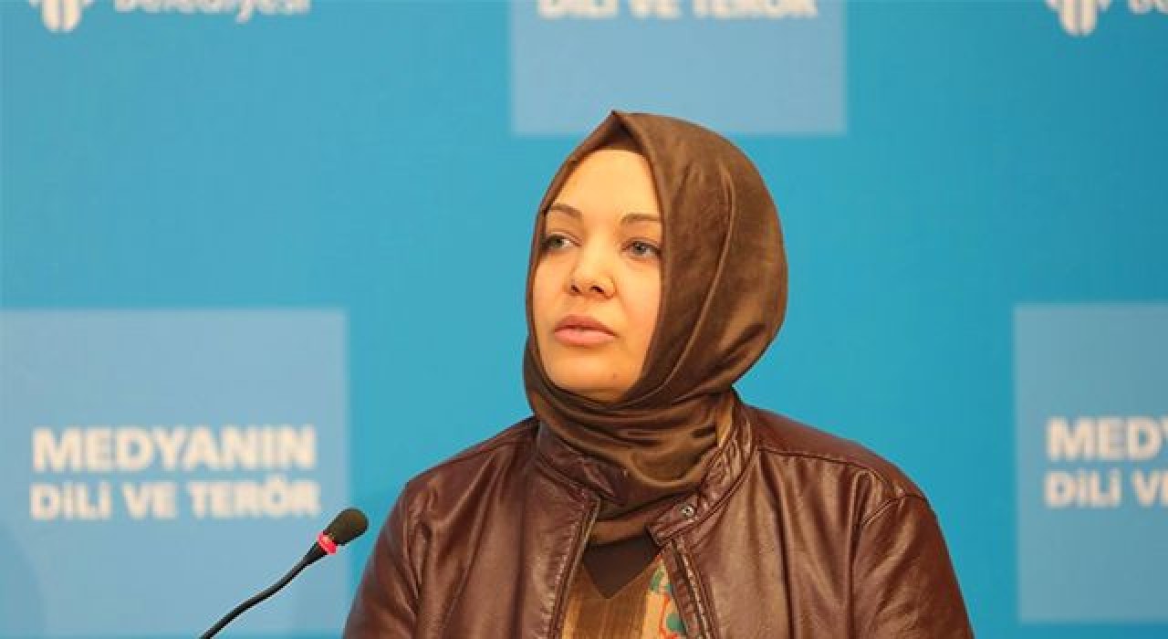 Hilal Kaplan canlı yayından alındı