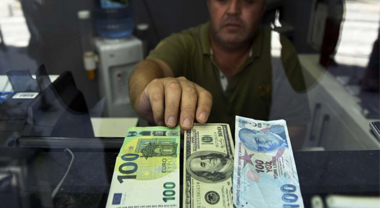 Alman bankası Commerzbark'tan "Dolar yıl sonunda 10 TL'ye yükselebilir" öngörüsü