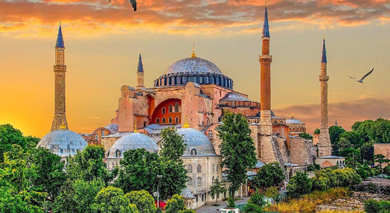Ayasofya'nın son 5 yıldaki geliri 455 milyon liranın üstünde