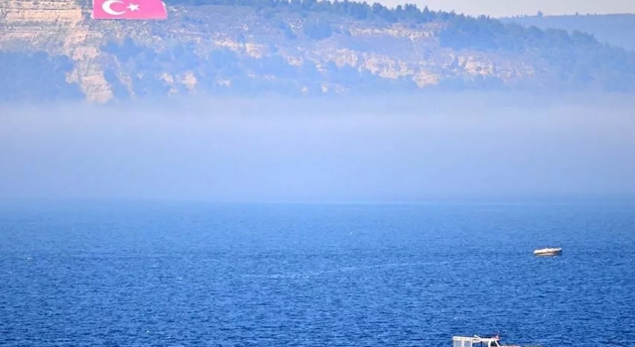 Çanakkale Boğazı transit gemi geçişlerine kapatıldı